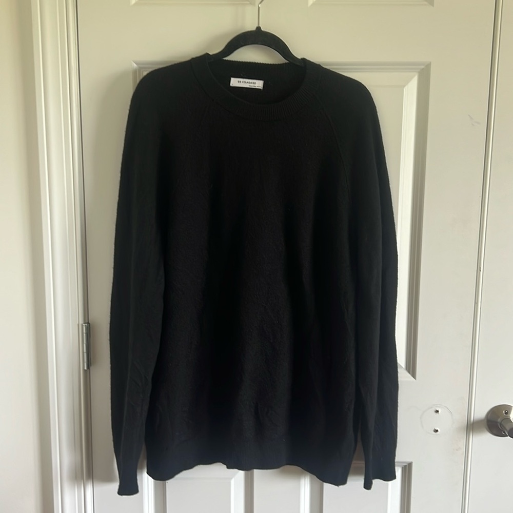 70% Wool BR Standard Size Large Black Sweater